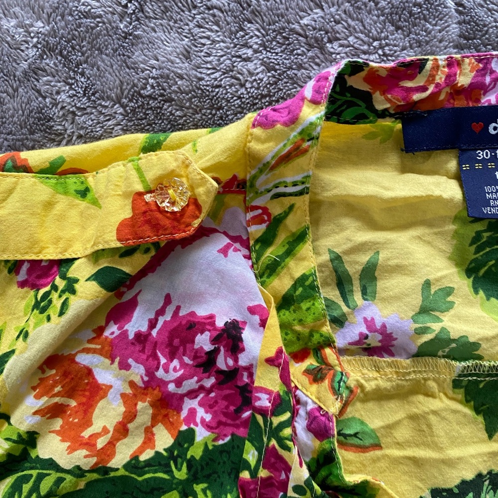 Denim 24/7 Floral Yellow Button-Up Shirt (955) - Picture 7 of 9